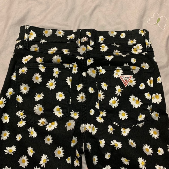 Guess Black Jeans with Daisies - Picture 5 of 5